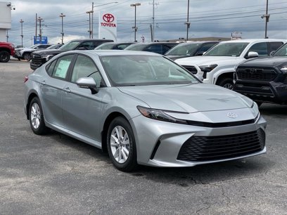 New 2025 Toyota Camry LE