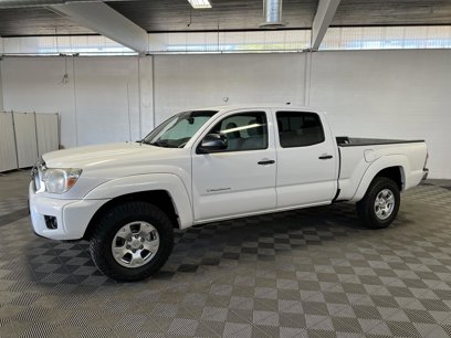 Used 2015 Toyota Tacoma w/ SR5 Package