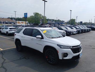 Used 2022 Chevrolet Traverse RS