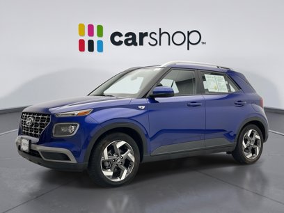 Used 2022 Hyundai Venue Limited w/ Cargo Package