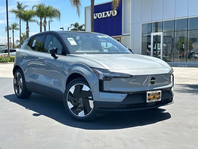New 2025 Volvo EX30 Ultra w/ Protection Package Premier