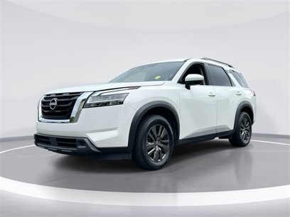Used 2022 Nissan Pathfinder SV