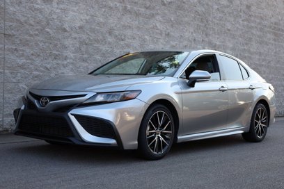 Used 2022 Toyota Camry SE
