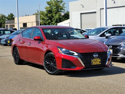 New 2025 Nissan Altima 2.5 SV w/ SV Special Edition Package