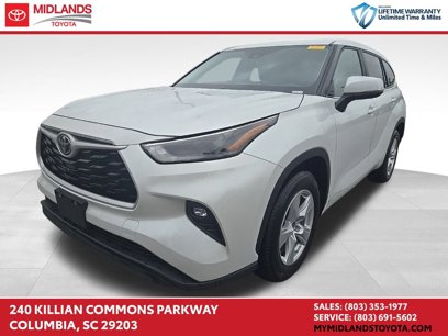 Used 2023 Toyota Highlander LE