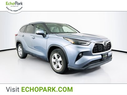 Used 2023 Toyota Highlander LE