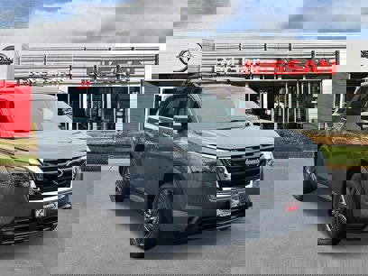 New 2025 Nissan Pathfinder SV w/ SV Premium Package