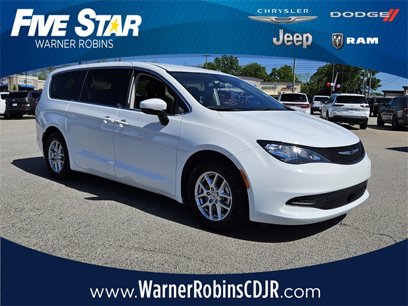 Used 2022 Chrysler Voyager LX