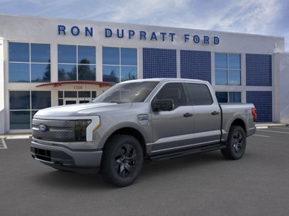 New 2024 Ford F150 Lightning XLT w/ Max Trailer Tow Package