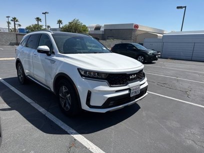 Used 2022 Kia Sorento EX w/ Panoramic Sunroof Package