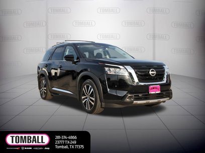 Used 2024 Nissan Pathfinder Platinum