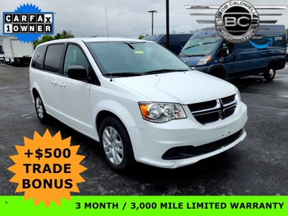 Used 2018 Dodge Grand Caravan SE w/ UConnect Hands-Free Group