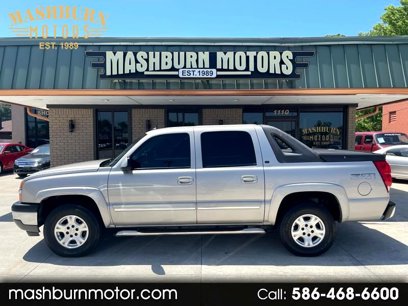 Used 2005 Chevrolet Avalanche Z71 w/ Sun And Sound Package