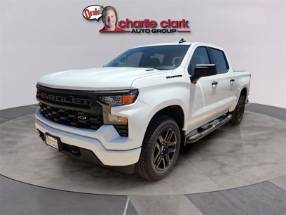 New 2026 Chevrolet Silverado 1500 Custom w/ Turbomax Blackout Package