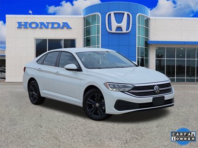 Used 2024 Volkswagen Jetta SE w/ Black Wheel Package