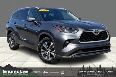 Used 2022 Toyota Highlander XLE