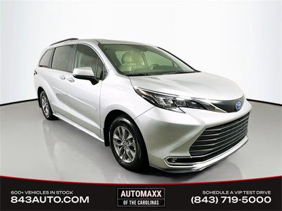 Used 2024 Toyota Sienna XLE