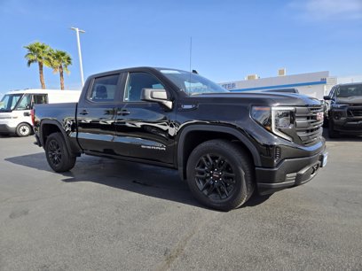 Certified 2024 GMC Sierra 1500 Pro w/ Graphite Edition
