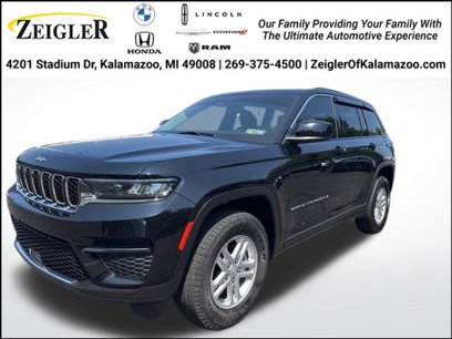 Used 2022 Jeep Grand Cherokee Laredo w/ Luxury Tech Group I