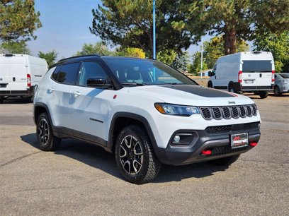 New 2025 Jeep Compass Trailhawk w/ Trailhawk Convenience Group