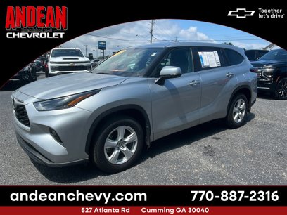 Used 2024 Toyota Highlander LE