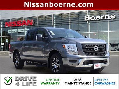 New 2024 Nissan Titan SV w/ SV Convenience Package