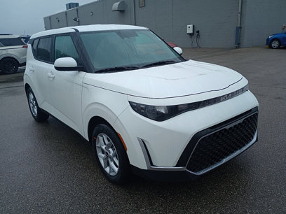New 2025 Kia Soul LX w/ LX Technology Package