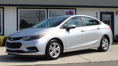 Used 2018 Chevrolet Cruze LT