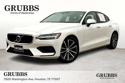 Used 2021 Volvo S60 T5 Momentum w/ Climate Package