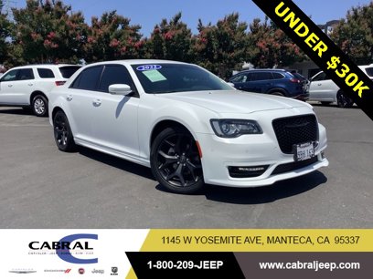 Used 2022 Chrysler 300 Touring L w/ Comfort Group