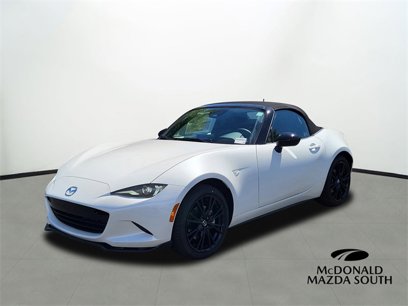 New 2025 MAZDA MX-5 Miata Club w/ Weather Package