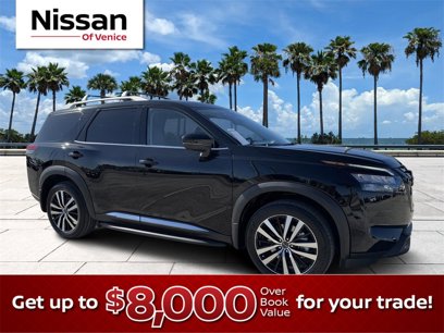 New 2025 Nissan Pathfinder Platinum w/ Lighting Package (N93)