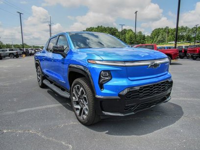 Used 2025 Chevrolet Silverado EV RST