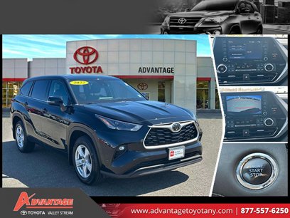 Certified 2022 Toyota Highlander LE