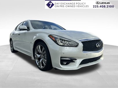 Used 2018 INFINITI Q70 Luxe w/ Proactive Package