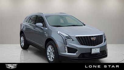 New 2025 Cadillac XT5 Luxury
