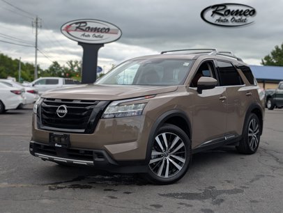 Used 2024 Nissan Pathfinder Platinum w/ Black Appearance Package