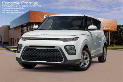 Used 2022 Kia Soul LX w/ Technology Package