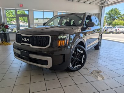 Used 2024 Kia Telluride EX