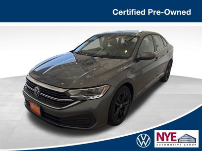 Used 2023 Volkswagen Jetta SE w/ Panoramic Sunroof Package
