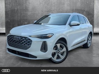 New 2025 Audi Q5 Premium Plus