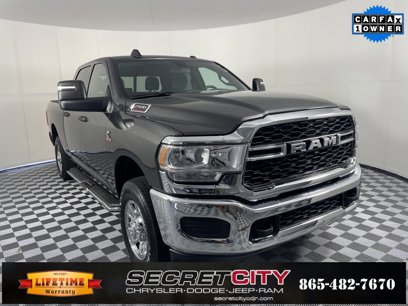 Used 2024 RAM 2500 Tradesman w/ Chrome Appearance Group