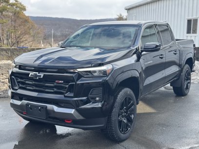 New 2024 Chevrolet Colorado Z71 w/ Z71 Convenience Package 2
