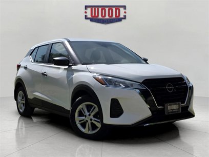 New 2025 Nissan Kicks Play S