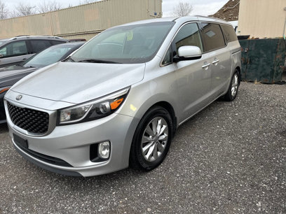 Used 2016 Kia Sedona EX