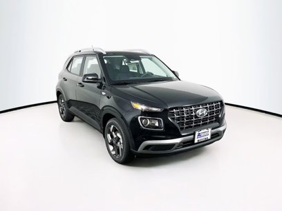 New 2025 Hyundai Venue SEL