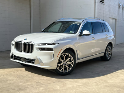 New 2025 BMW X7 xDrive40i w/ Premium Package