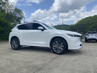 New 2025 MAZDA CX-5 Signature