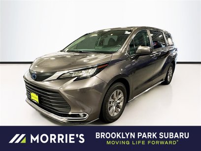 Used 2023 Toyota Sienna XLE