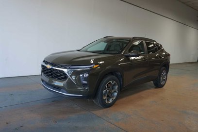 Certified 2024 Chevrolet Trax LT w/ Driver Confidence Package